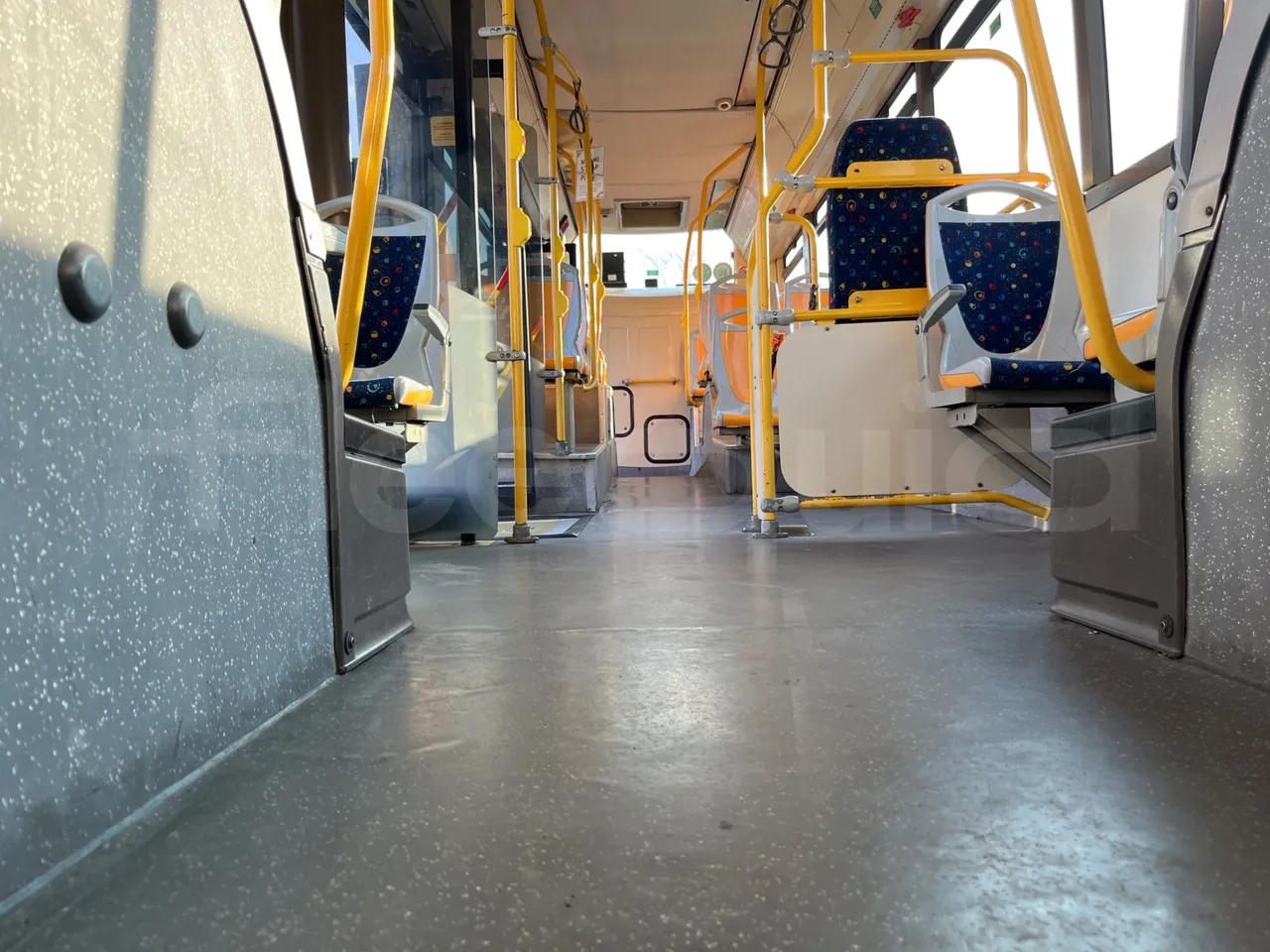 Irisbus Citelis PS09D1 PS09D1-98  - Euro5 - 213kW - 11.990mt - seat brackets photo