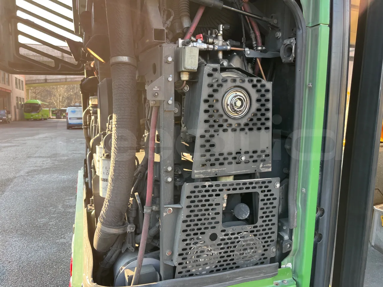 Irisbus Citelis PS09D1 PS09D1-98  - Euro5 - 213kW - 11.990mt - air conditioning compressor