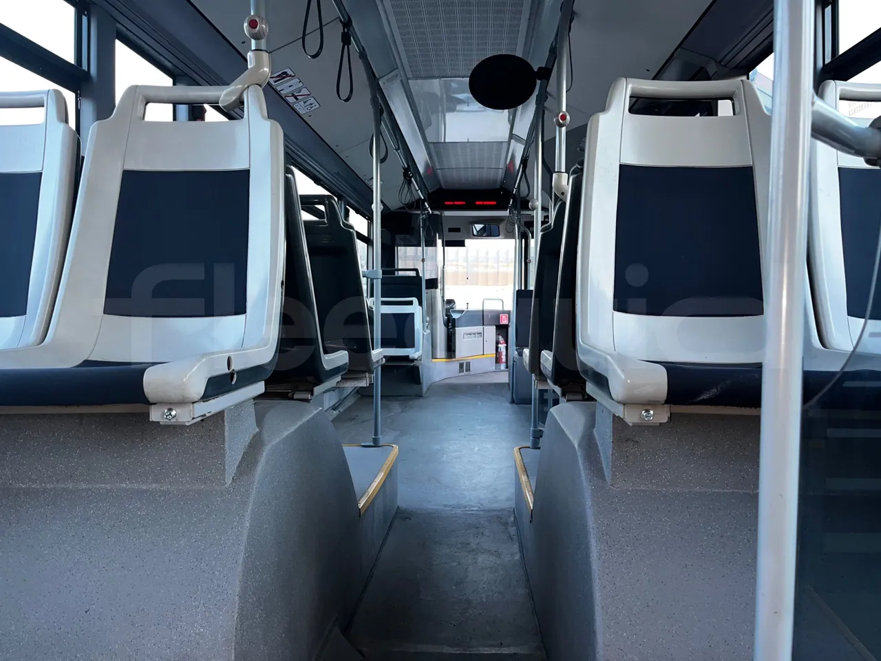 Mercedes-Benz Citaro O 530 - EUR3 - 220kW - 12.000m - seat brackets photo