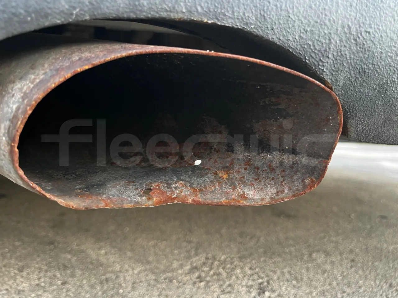 Mercedes-Benz Citaro O 530 - EUR3 - 220kW - 12.000m - exhaust photo