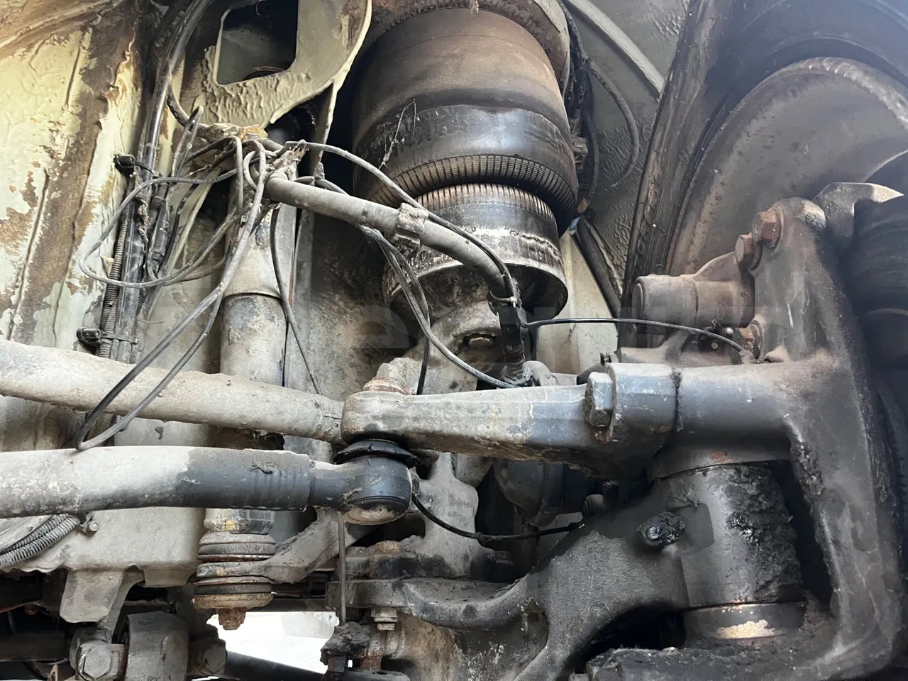 Mercedes-Benz Citaro O 530 - EUR3 - 220kW - 12.000m - front air springs right