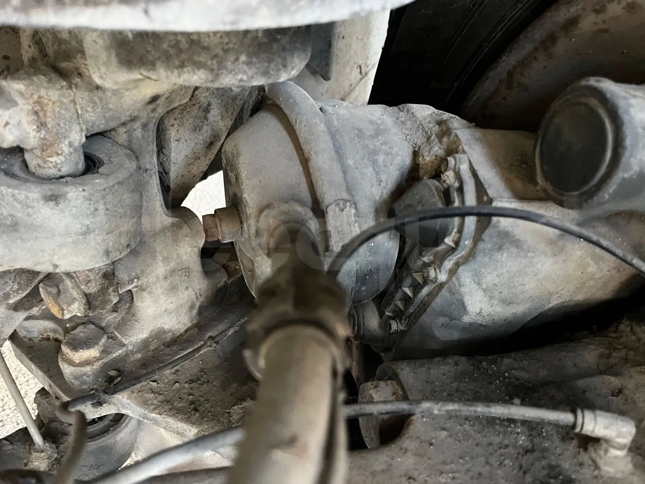 Mercedes-Benz Citaro O 530 - EUR3 - 220kW - 12.000m - front brake calipers left