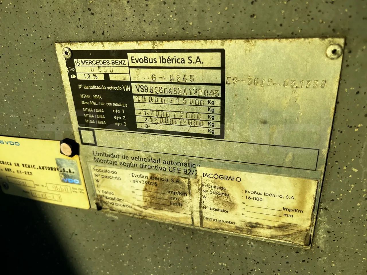 Mercedes-Benz Citaro O 530 - EUR3 - 220kW - 12.000m - vehicle plate photo