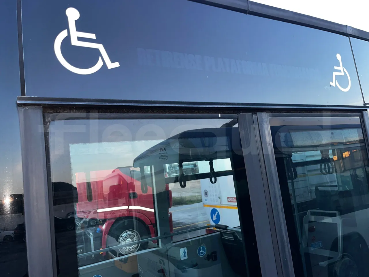 Mercedes-Benz Citaro O 530 - EUR3 - 220kW - 12.000m - hostess seat photo