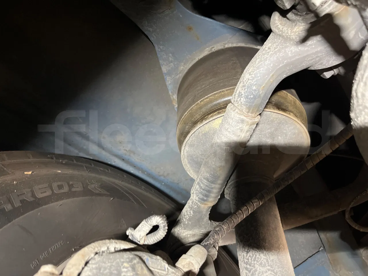 Iveco Crossway SFR160/ Euro 5 - 280 Kw - 10,655 Mt - front air springs right