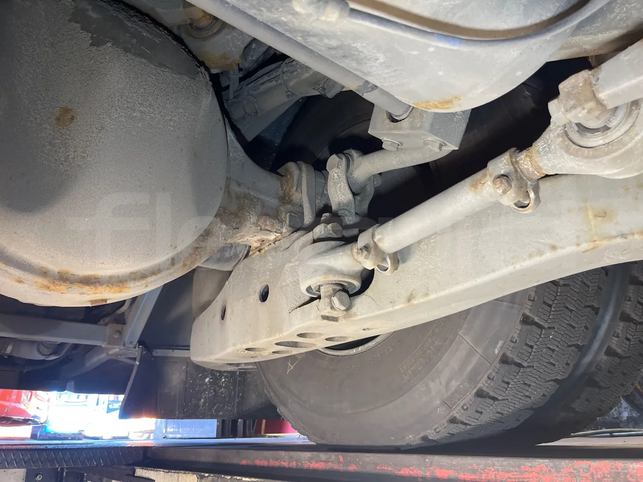 Iveco Crossway SFR160/ Euro 5 - 280 Kw - 10,655 Mt - axle 3 left side
