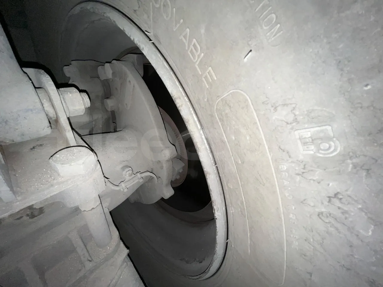 King Long XMQ6129Y C12 - Euro6 - 294kW - 12.200mt - axle 2 discs left