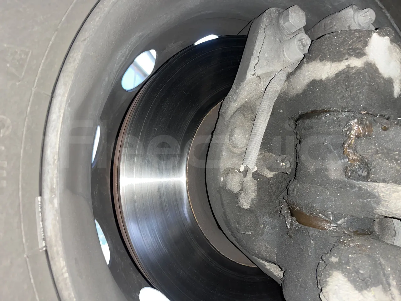 King Long XMQ6129Y C12 - Euro6 - 294kW - 12.200mt - front discs left