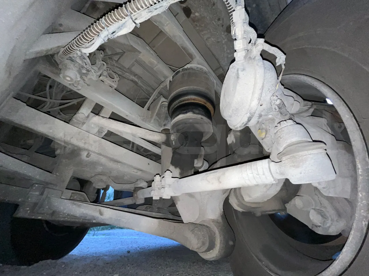 King Long XMQ6129Y C12 - Euro6 - 294kW - 12.200mt - front shock absorbers left