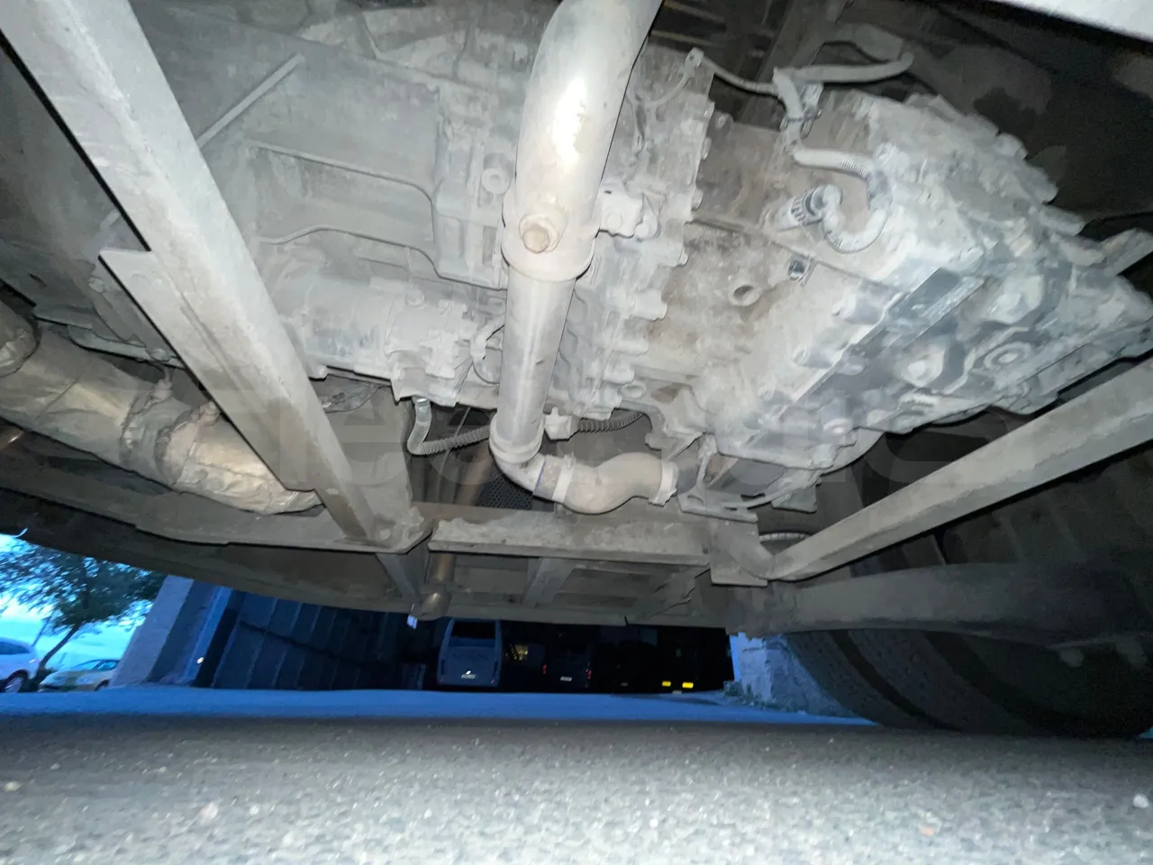 King Long XMQ6129Y C12 - Euro6 - 294kW - 12.200mt - gearbox photo