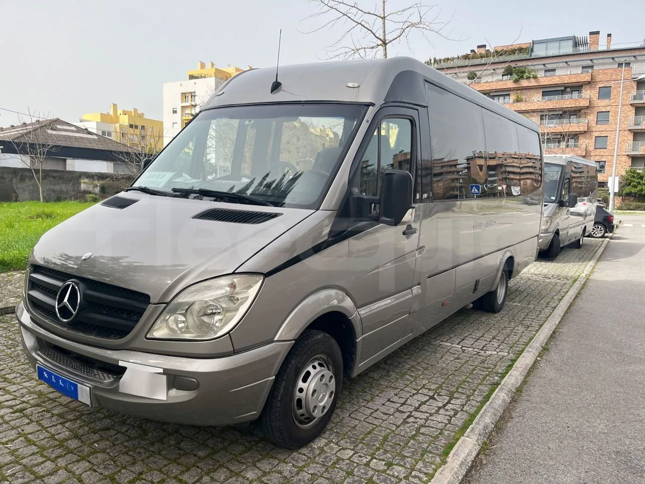 Mercedes-Benz 518 CDI 906 - Euro5 - 135kW - 7.770mt - 3/4 front left