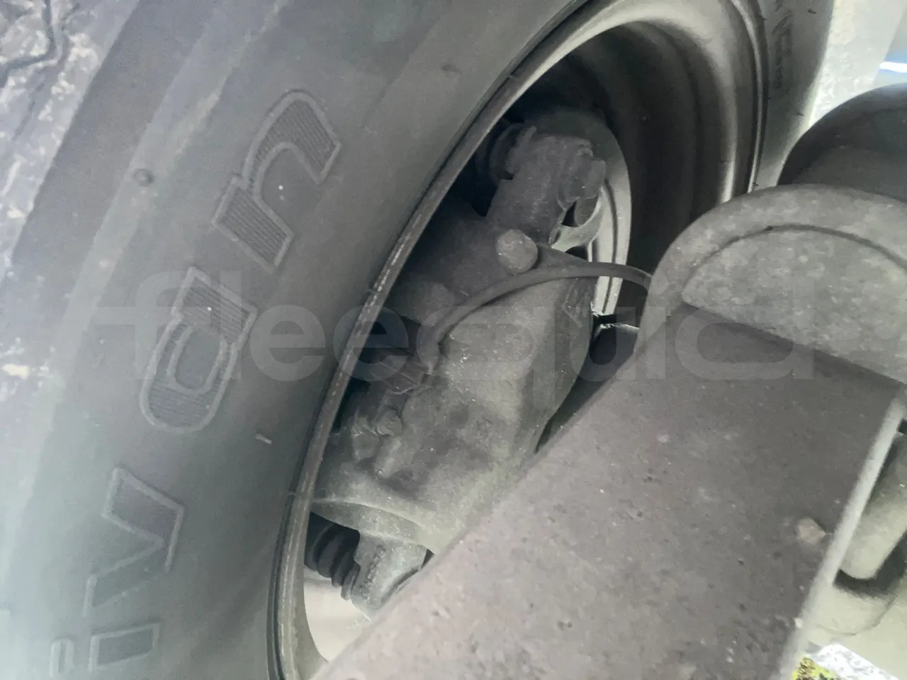 Mercedes-Benz 518 CDI 906 - Euro5 - 135kW - 7.770mt - axle 2 caliper brakes right