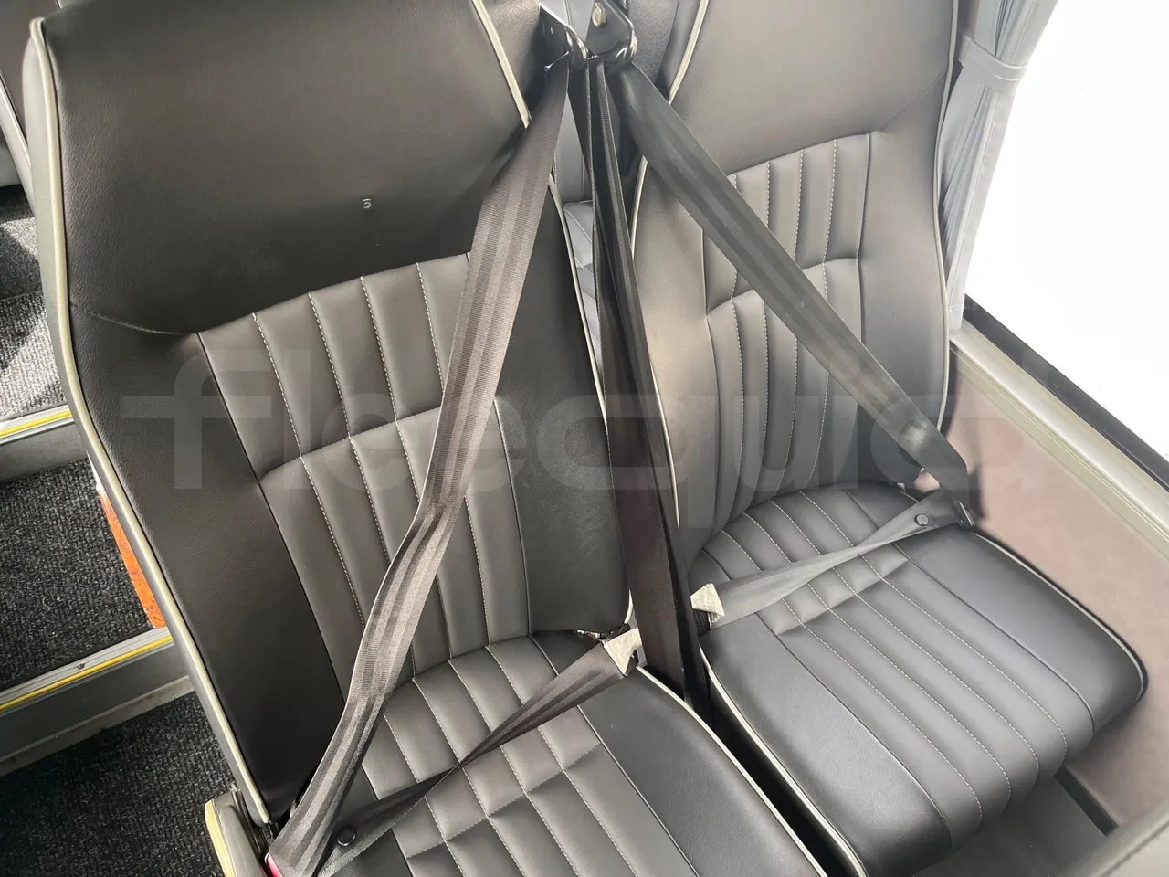 Mercedes-Benz 518 CDI 906 - Euro5 - 135kW - 7.770mt - central seat safety belt