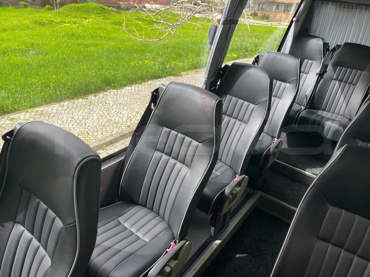 Mercedes-Benz 518 CDI 906 - Euro5 - 135kW - 7.770mt - single seat detail