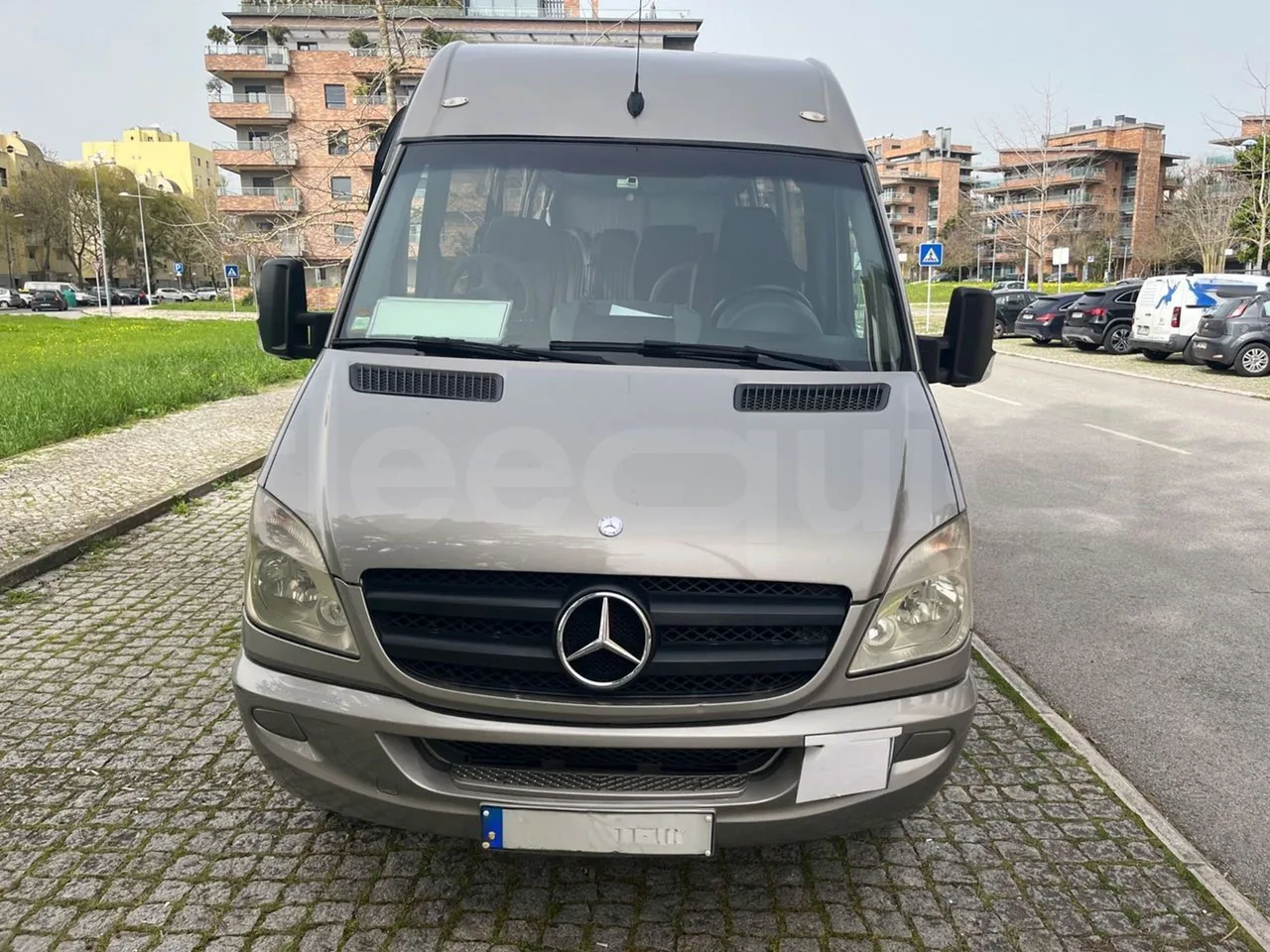 Mercedes-Benz 518 CDI 906 - Euro5 - 135kW - 7.770mt - front photo