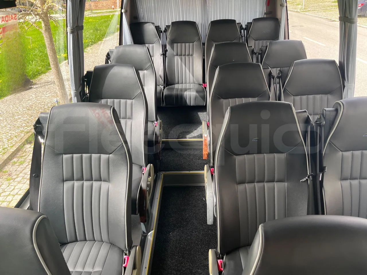 Mercedes-Benz 518 CDI 906 - Euro5 - 135kW - 7.770mt - interior reverse seats driver height