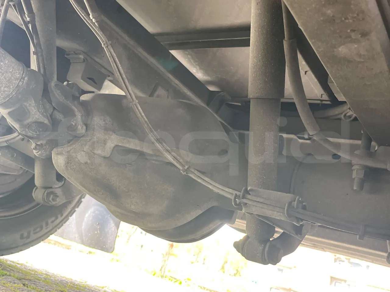 Mercedes-Benz 518 CDI 906 - Euro5 - 135kW - 7.770mt - axle 2 shock absorbers 1 left