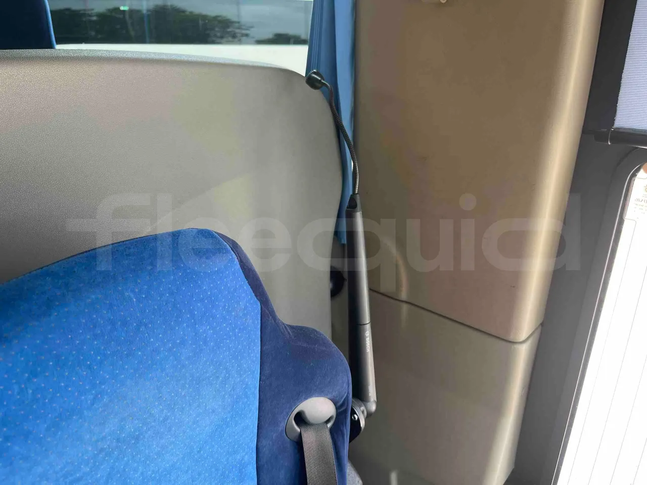 Iveco Magelys SFR2XX - EUR6 - 294kW - 12.265m - driver microphone accessories photo