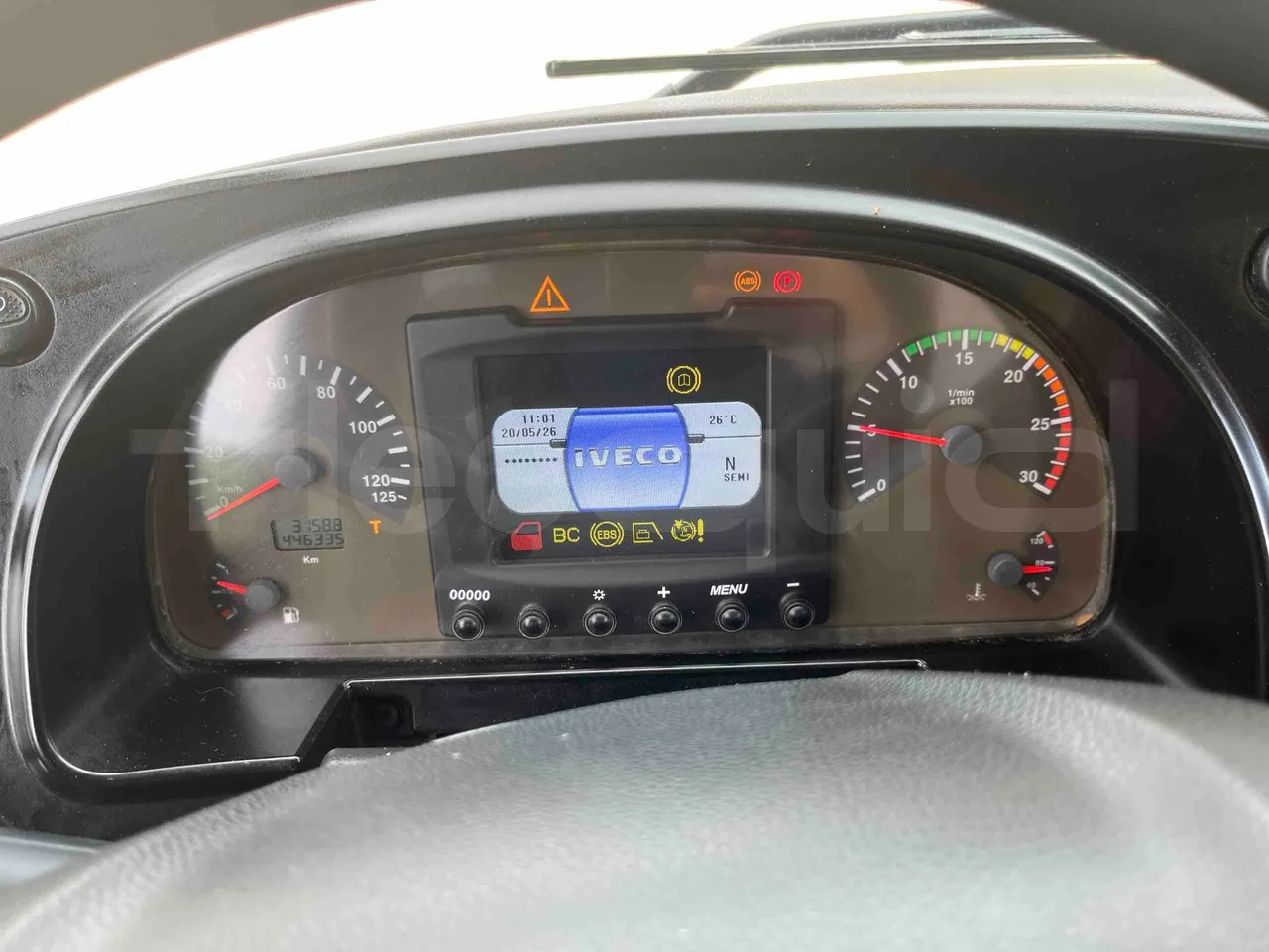 Iveco Magelys SFR2XX - EUR6 - 294kW - 12.265m - dashboard lights on