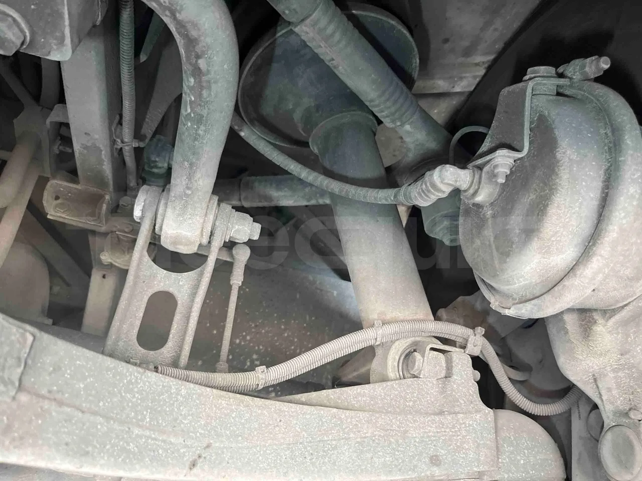 Iveco Magelys SFR2XX - EUR6 - 294kW - 12.265m - front shock absorbers left