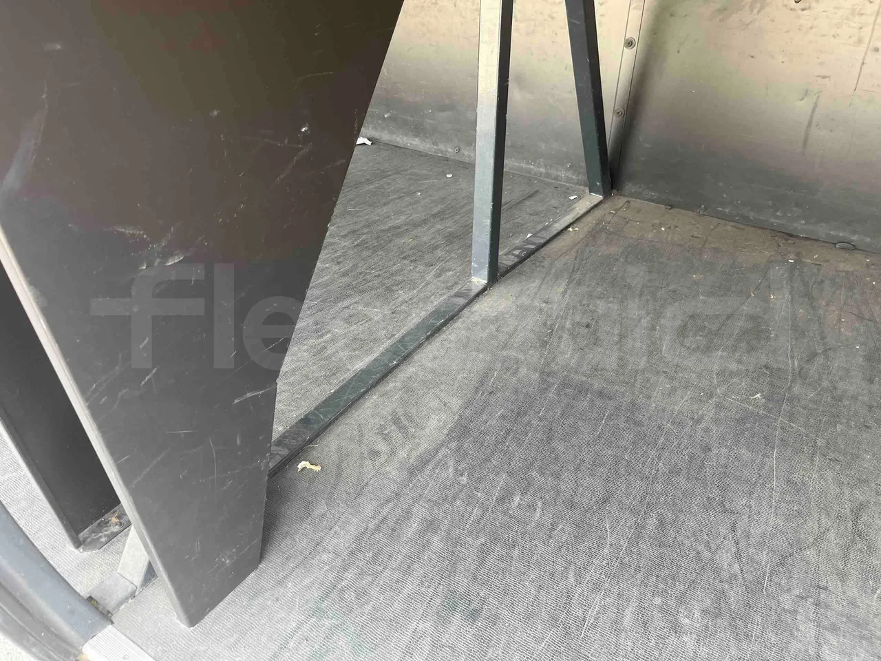 Iveco Magelys SFR2XX - EUR6 - 294kW - 12.265m - under carpet photo