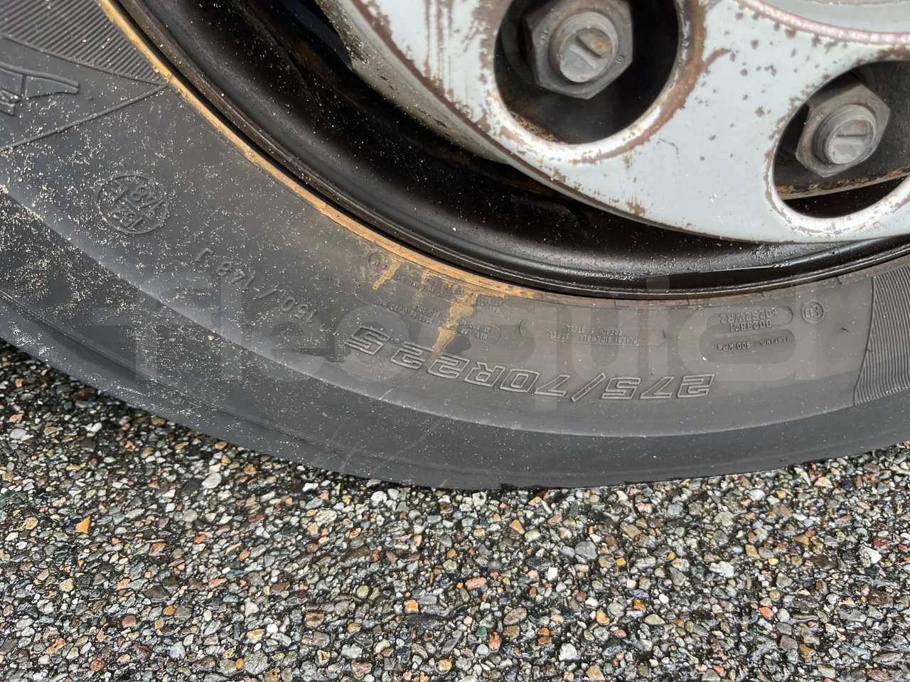 Mercedes-Benz Conecto 628B02 -EUR6 - 265kW -18m - front left tire measurements
