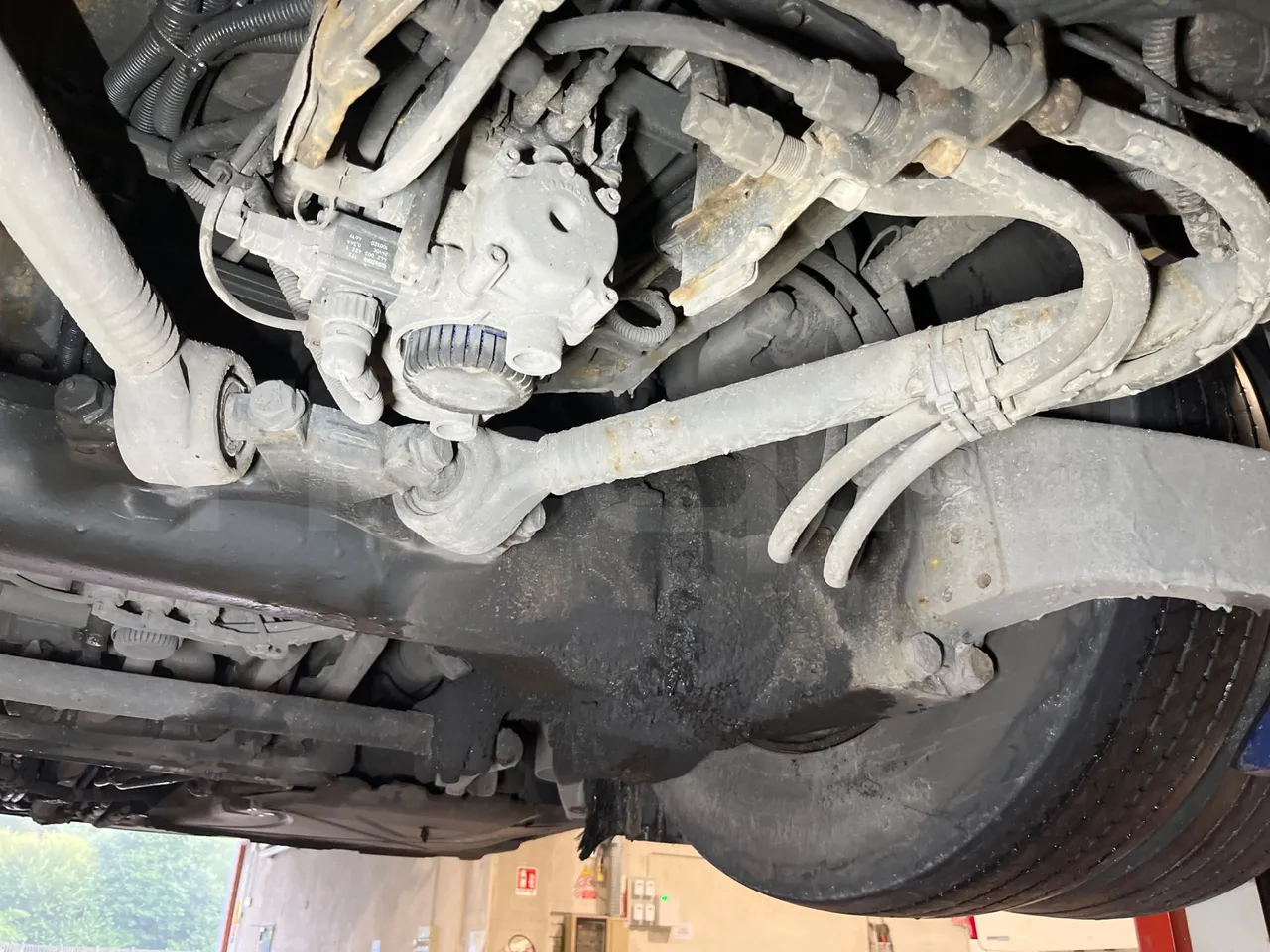 Mercedes-Benz Conecto 628B02 -EUR6 - 265kW -18m - axle 3 left side