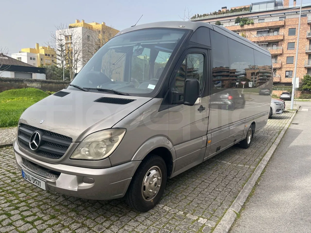 Mercedes-Benz 518 CDI 906 - Euro5 - 135kW - 7.770mt - 3/4 front left