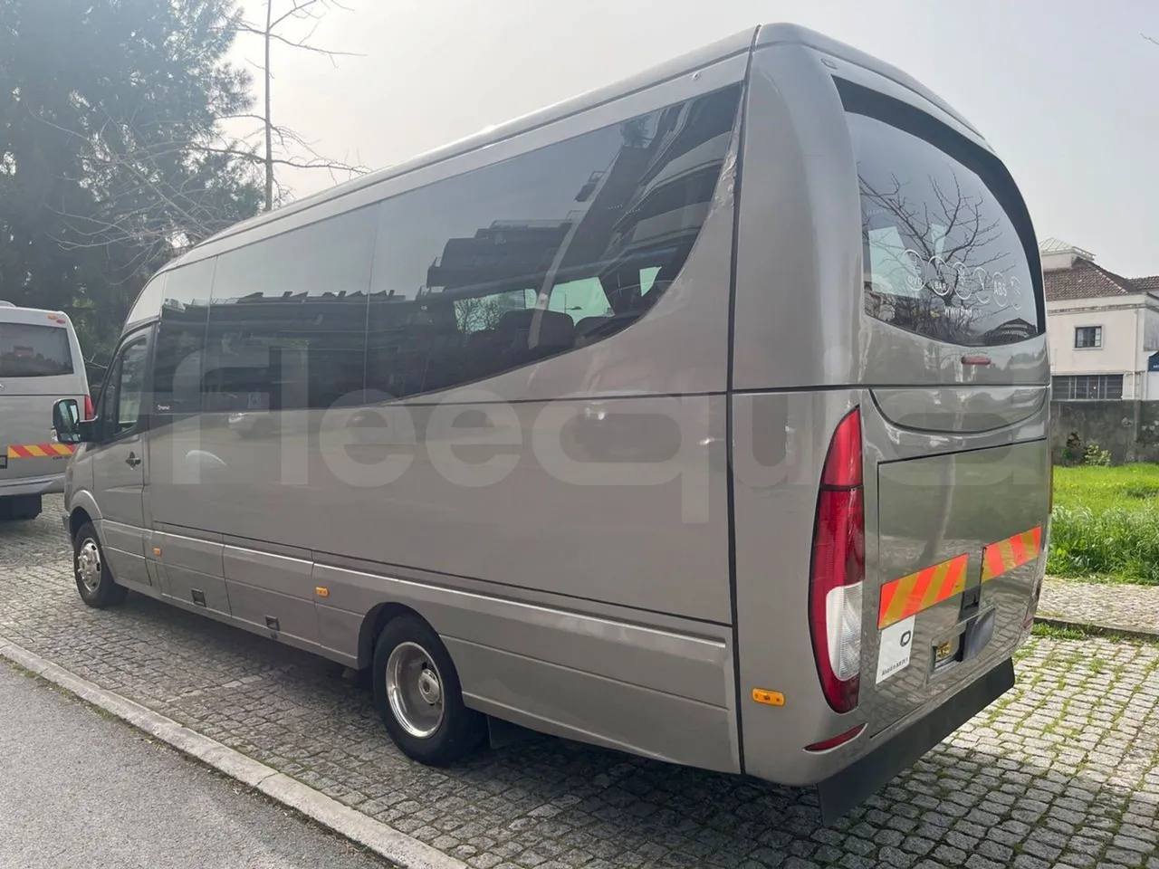 Mercedes-Benz 518 CDI 906 - Euro5 - 135kW - 7.770mt - 3/4 left rear side