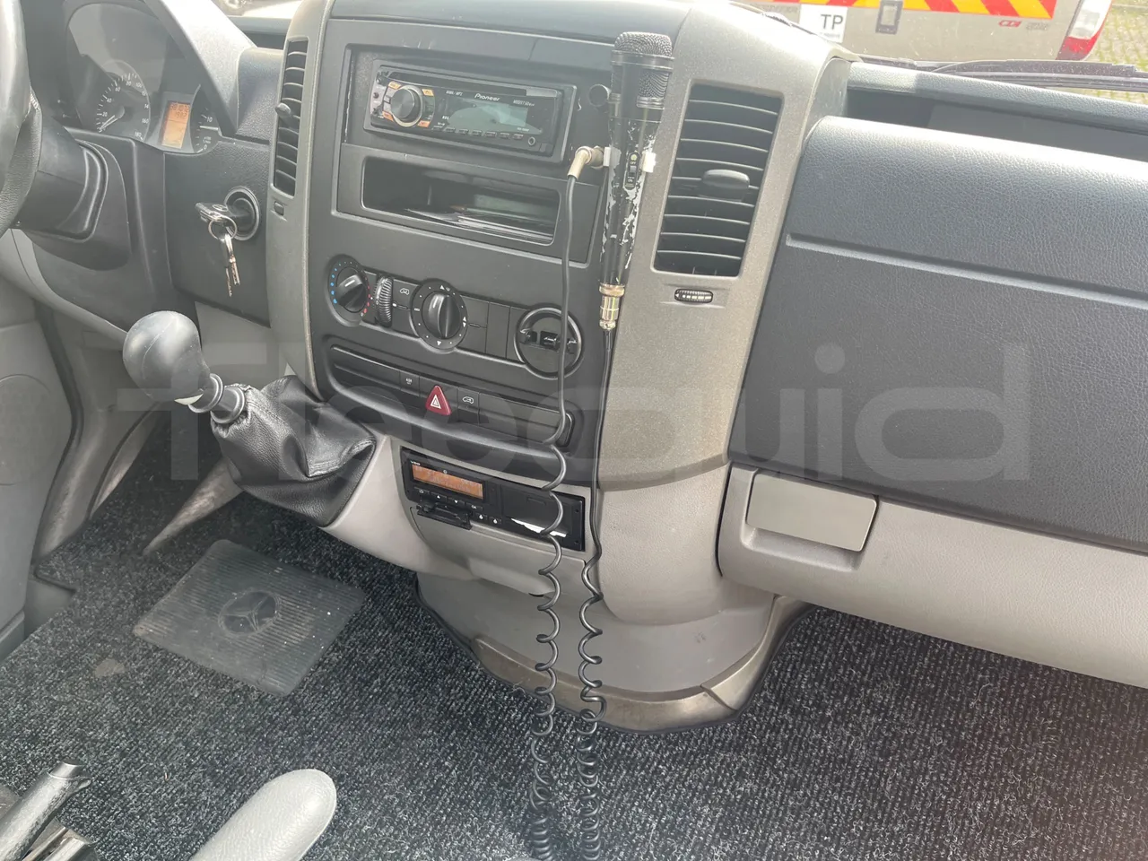 Mercedes-Benz 518 CDI 906 - Euro5 - 135kW - 7.770mt - hostes microphone accessories photo