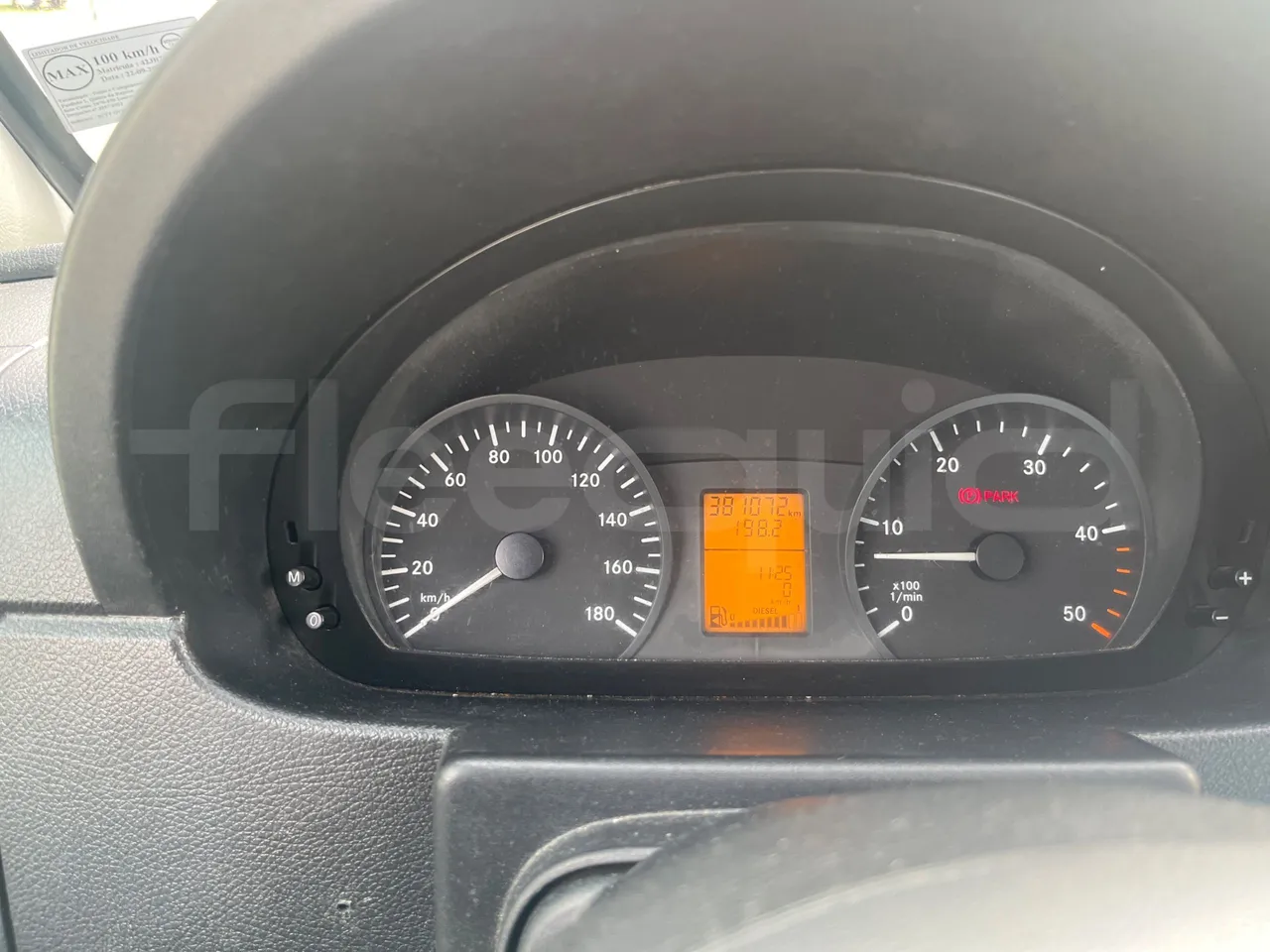 Mercedes-Benz 518 CDI 906 - Euro5 - 135kW - 7.770mt - dashboard lights on