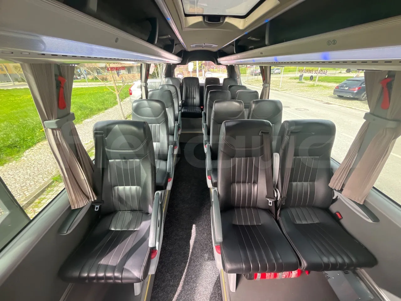 Mercedes-Benz 518 CDI 906 - Euro5 - 135kW - 7.770mt - handrails photo