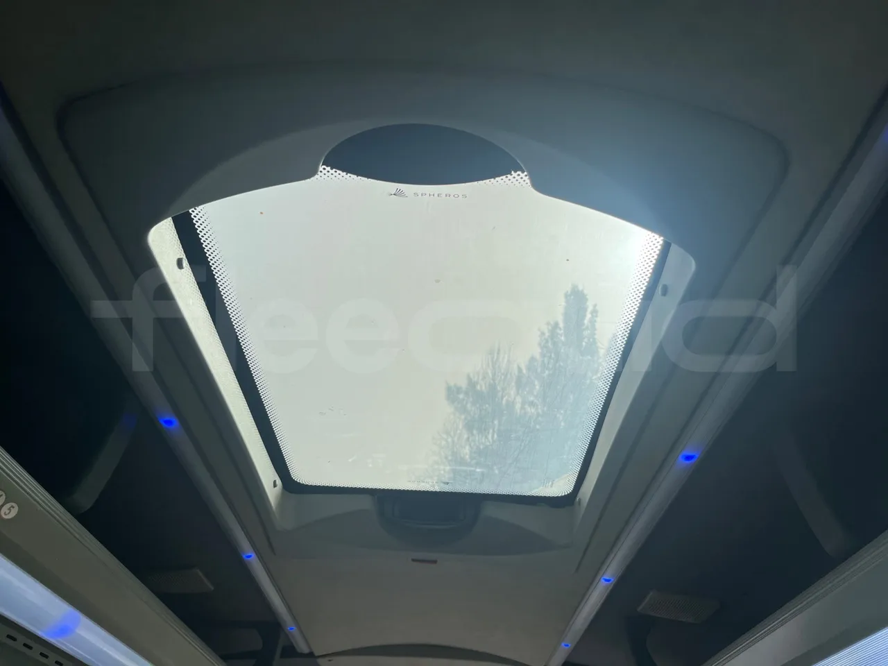 Mercedes-Benz 518 CDI 906 - Euro5 - 135kW - 7.770mt - roof hatch 1