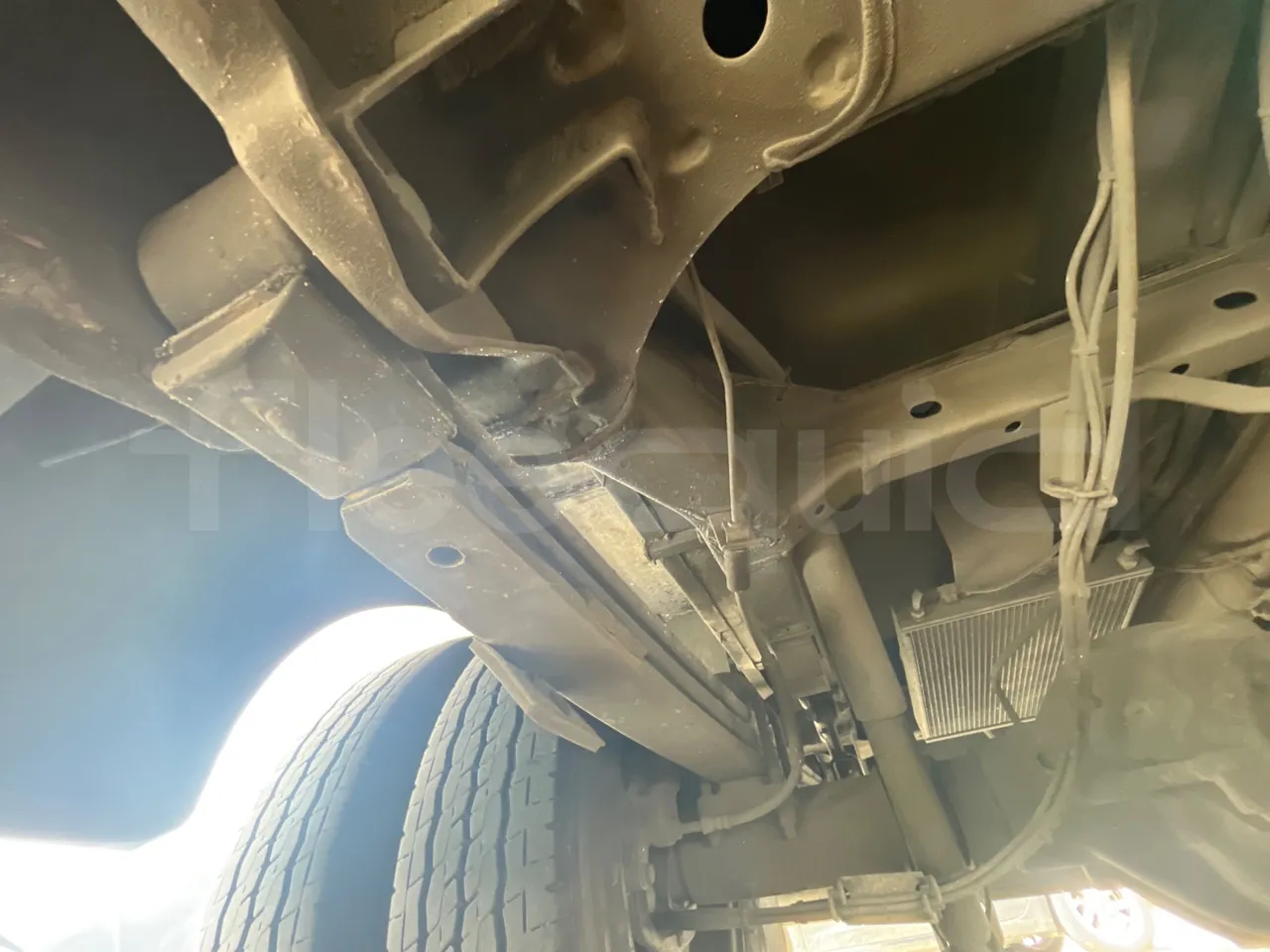 Mercedes-Benz 518 CDI 906 - Euro5 - 135kW - 7.770mt - axle 2 shock absorbers 2 left