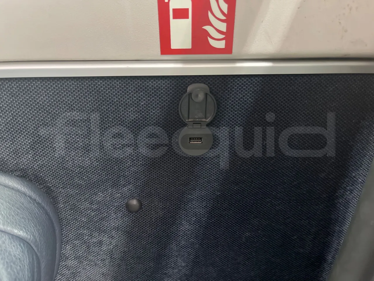 Iveco Daily A65C18 - Euro6 - 132kW - 7.498mt - usb charging detail
