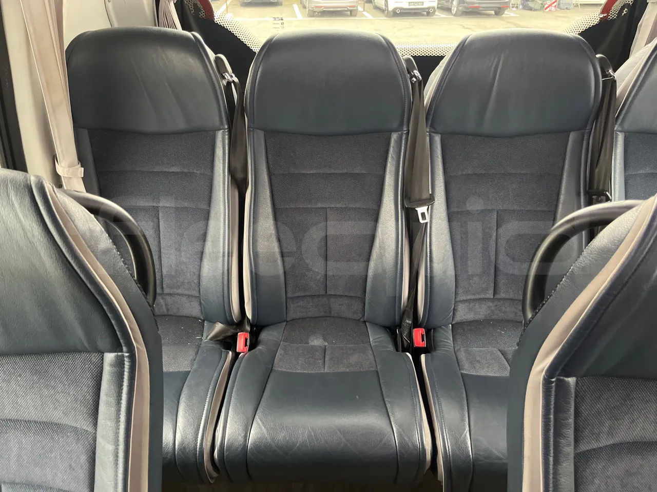 Iveco Daily A65C18 - Euro6 - 132kW - 7.498mt - single seat detail