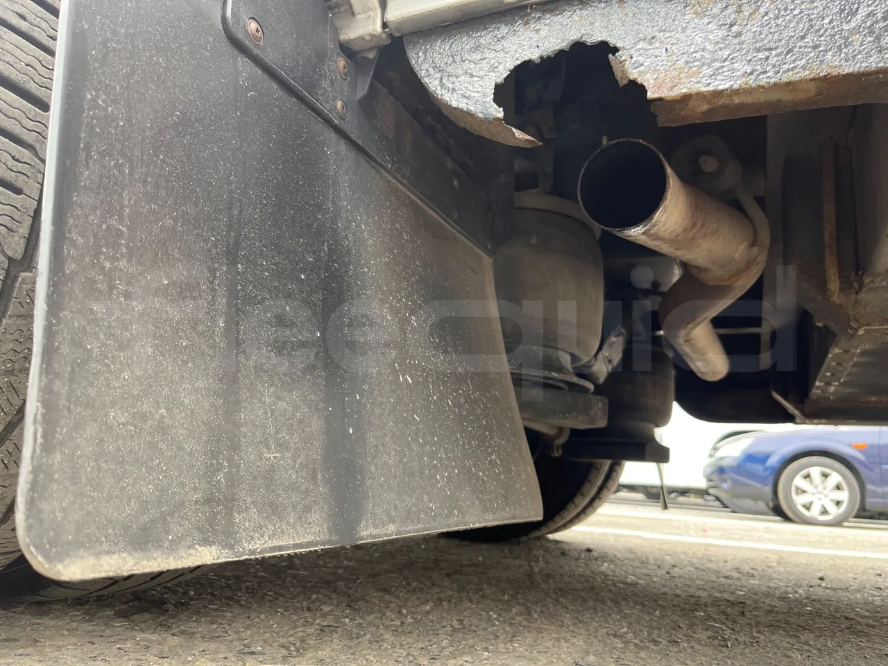 Iveco Daily A65C18 - Euro6 - 132kW - 7.498mt - exhaust photo
