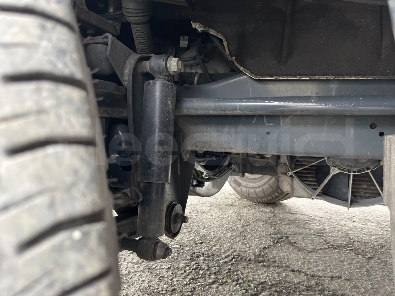 Iveco Daily A65C18 - Euro6 - 132kW - 7.498mt - front shock absorbers left