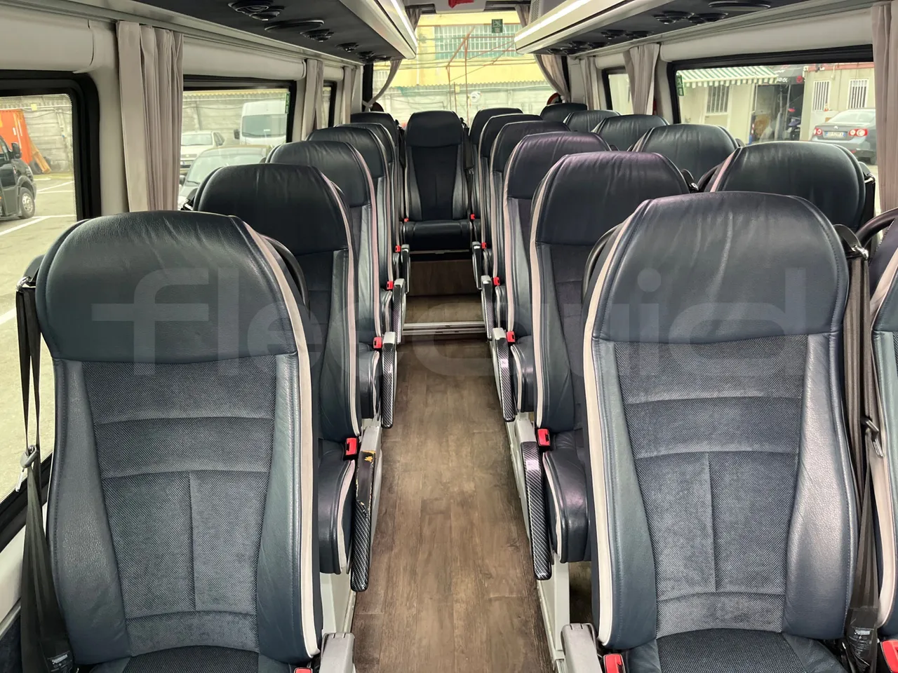 Iveco Daily A65C18 - Euro6 - 132kW - 7.498mt - handrails photo