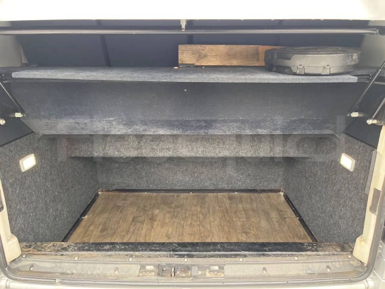 Iveco Daily A65C18 - Euro6 - 132kW - 7.498mt - luggage rack photo