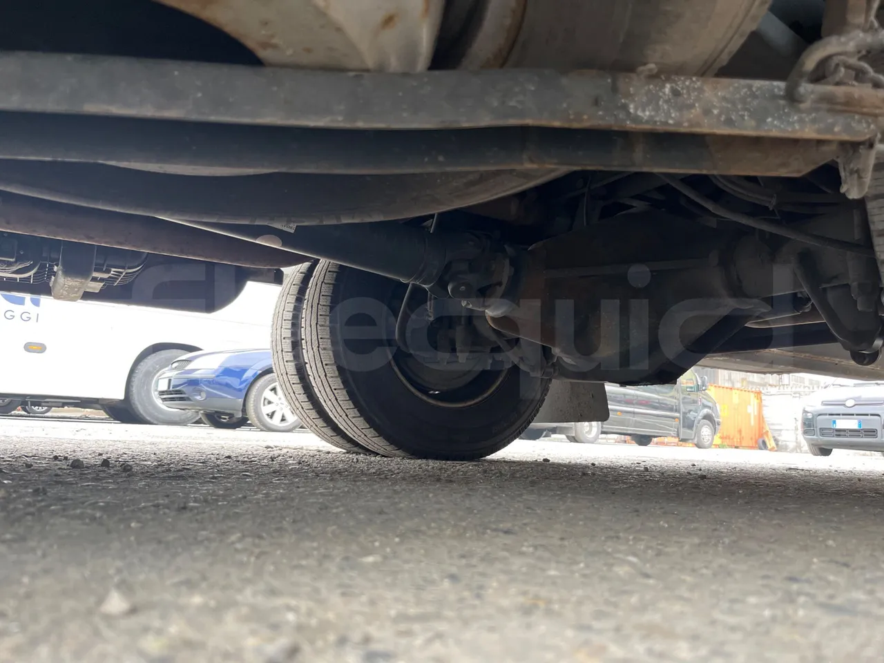 Iveco Daily A65C18 - Euro6 - 132kW - 7.498mt - axel 3 shock absorbers 2 left