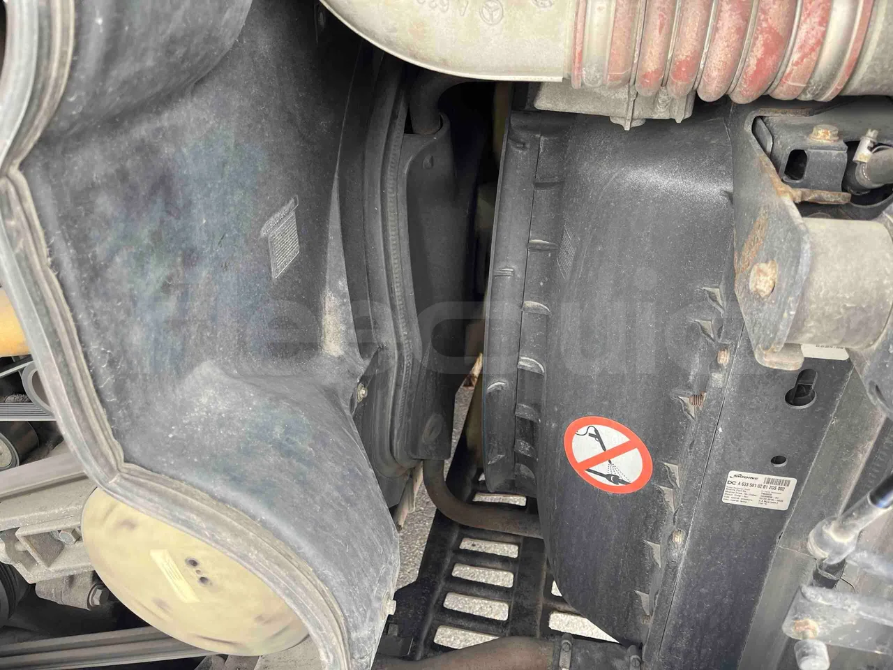 Mercedes-Benz Citaro 628 02 - EUR6 - 220kW - 12.170m - engine plate photo