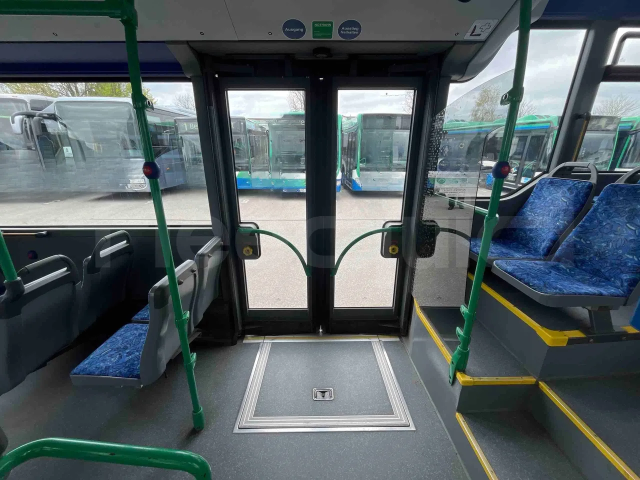 Mercedes-Benz Citaro 628 02 - EUR6 - 220kW - 12.170m - toilette accessories photo