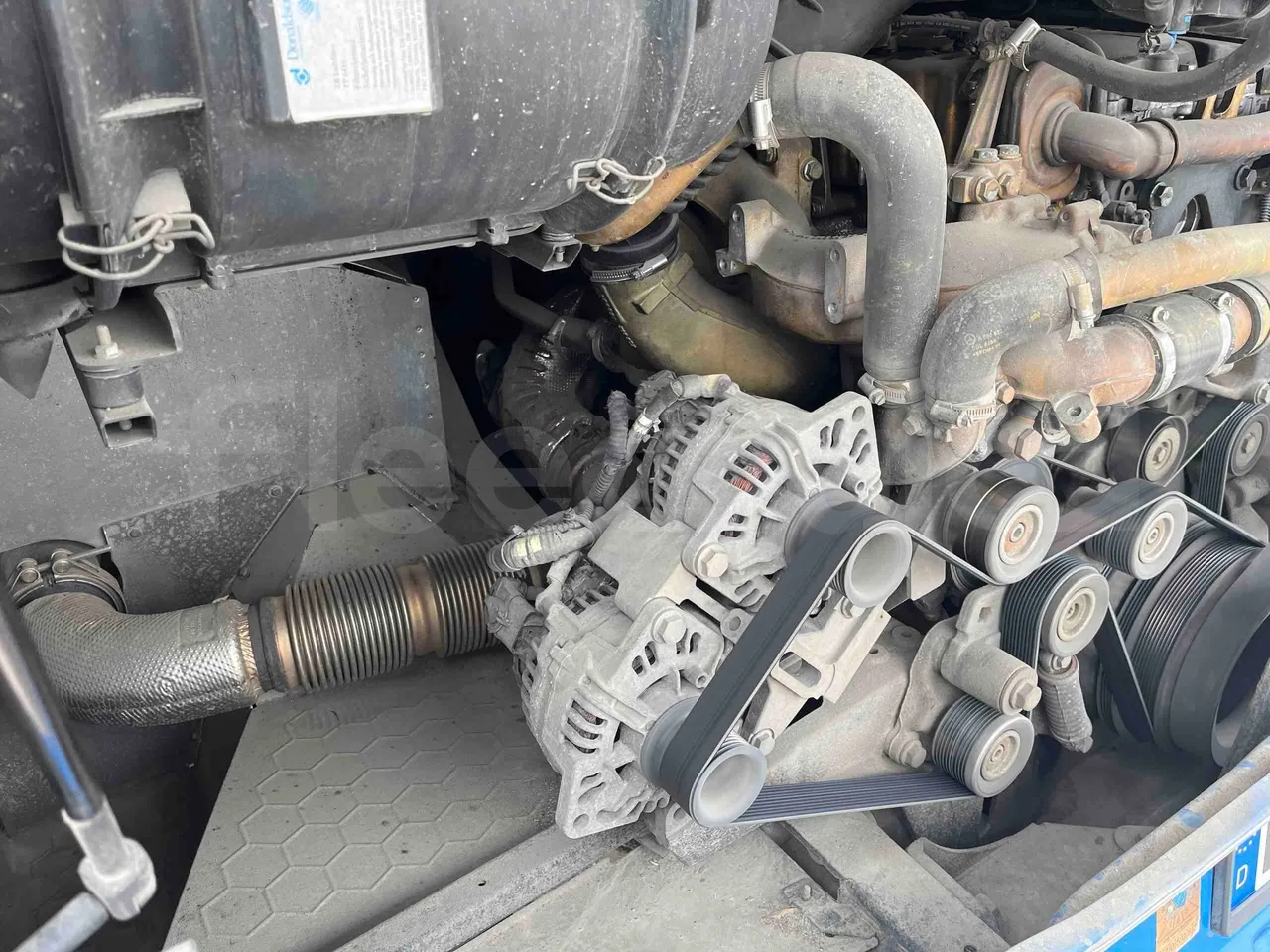 Mercedes-Benz Citaro 628 02 - EUR6 - 220kW - 12.170m - air conditioning compressor