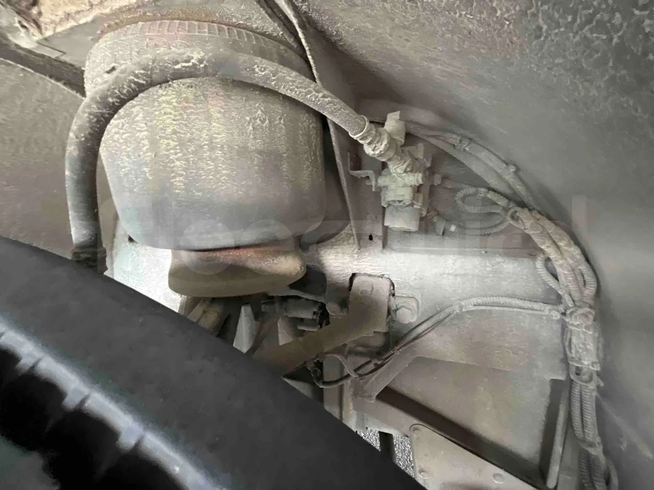 Mercedes-Benz Citaro 628 02 - EUR6 - 220kW - 12.170m - front brake calipers right
