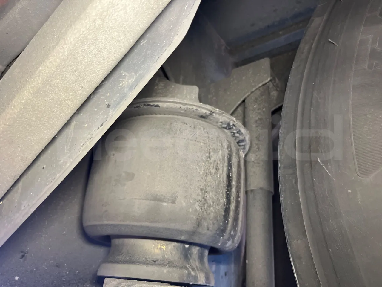 Iveco Magelys SFR2XX - Euro6 - 294kW - 12.830mt - axel 2 air springs 2 left