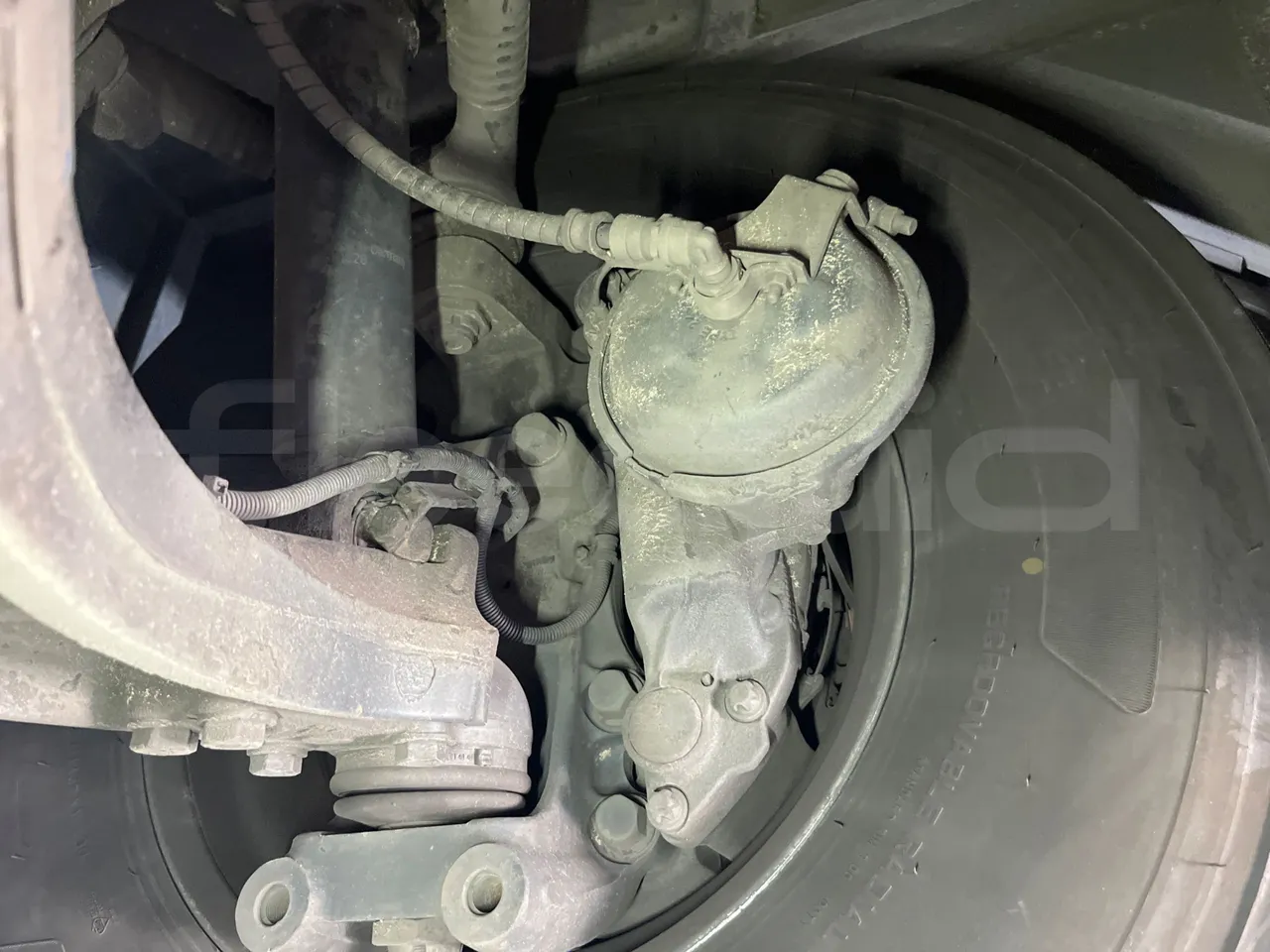 Iveco Magelys SFR2XX - Euro6 - 294kW - 12.830mt - front brake calipers left