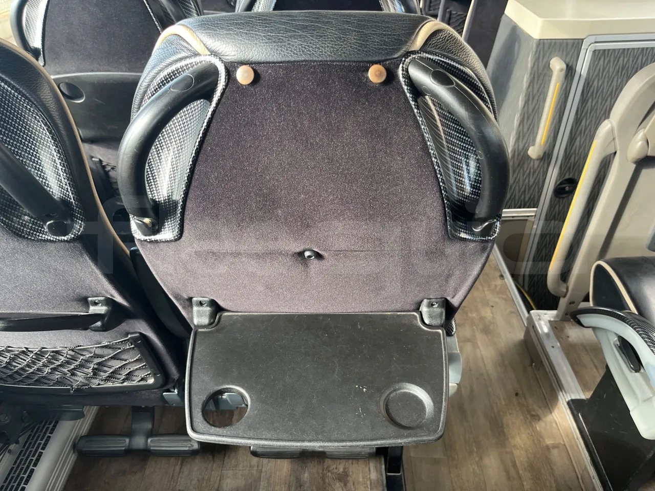 Iveco Magelys SFR2XX - Euro6 - 294kW - 12.830mt - table detail photo