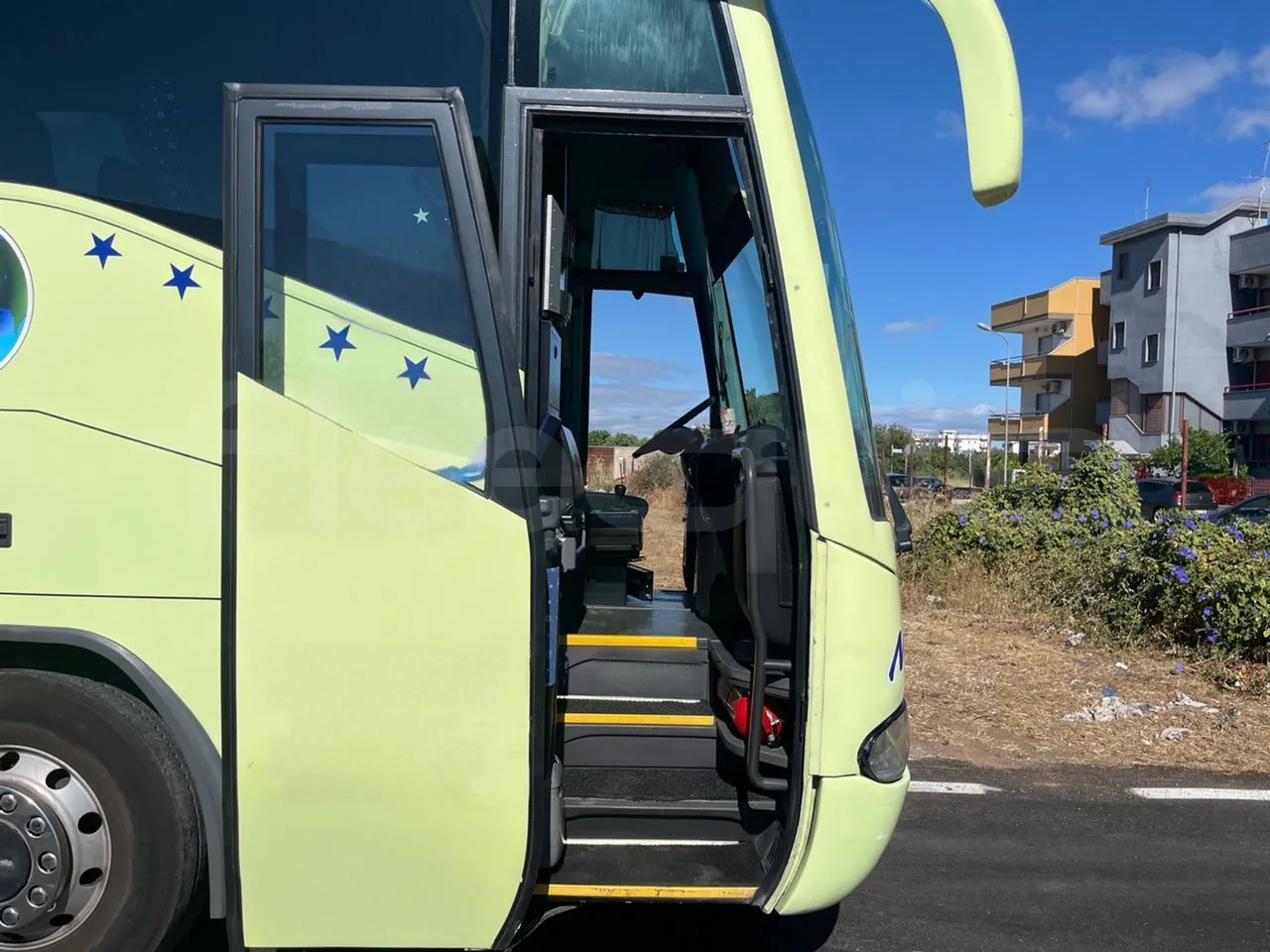 Irizar Scania Century K124EB 12.3 - EUR2 - 309kW - 12m - front door 1 open