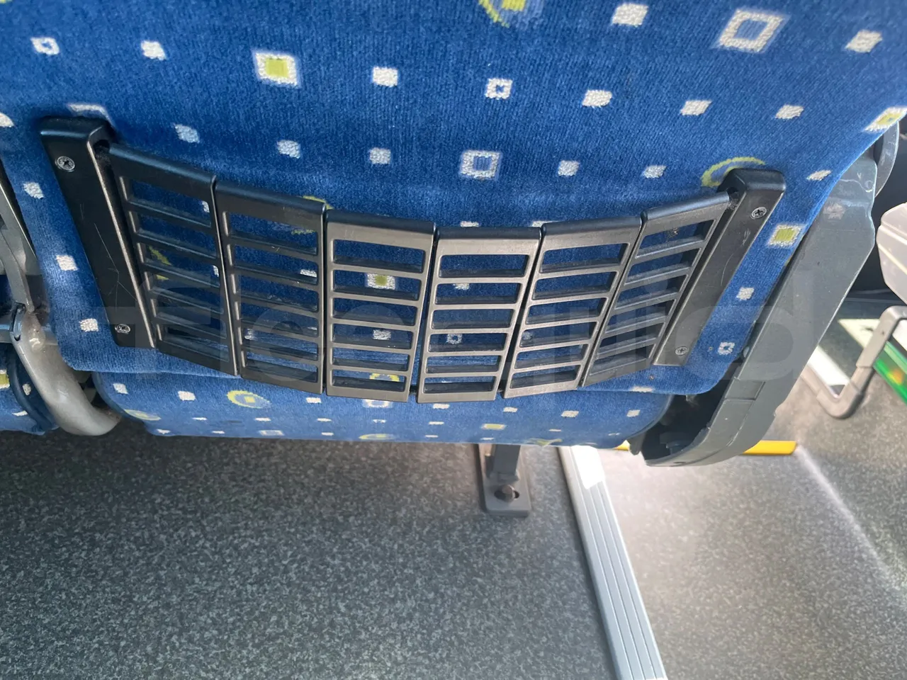 Irizar Scania Century K124EB 12.3 - EUR2 - 309kW - 12m - mesh detail photo